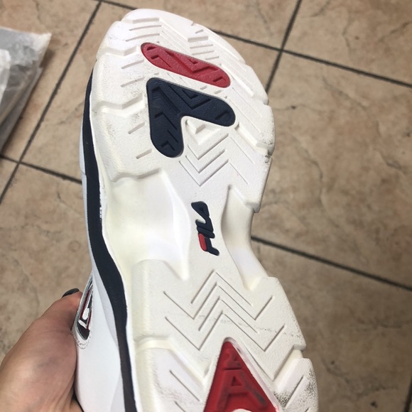 Last One Fila Classic Old School grant hill 1996 low length sneaker shoe men NWT - Picture 4 of 5